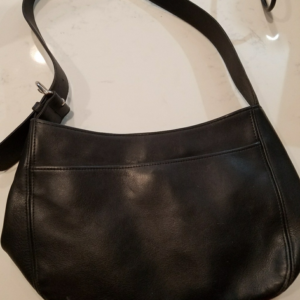 Vintage Coach Leather Purse G8C-4138